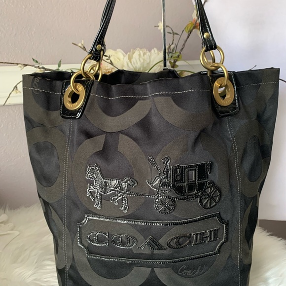 🔥SOLD🔥Coach Vintage Horse and Carriage Tote Bag - Picture 12 of 12